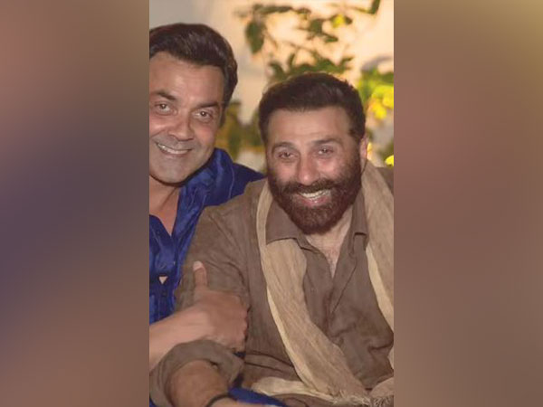 Entertainment News | Bobby Deol Showers Love on 'bhaiya' Sunny Deol |  LatestLY