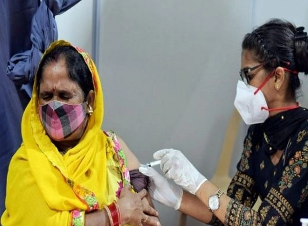 India News | India's Cumulative COVID-19 Vaccination Coverage Exceeds 176.19 Cr