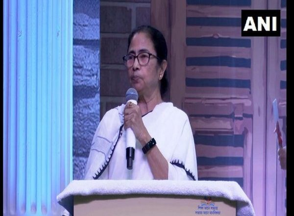 India News | 'Someone' Asking for Audit Reports from Universities, Giving Threats: Mamata Banerjee Attacks Governor Dhankhar