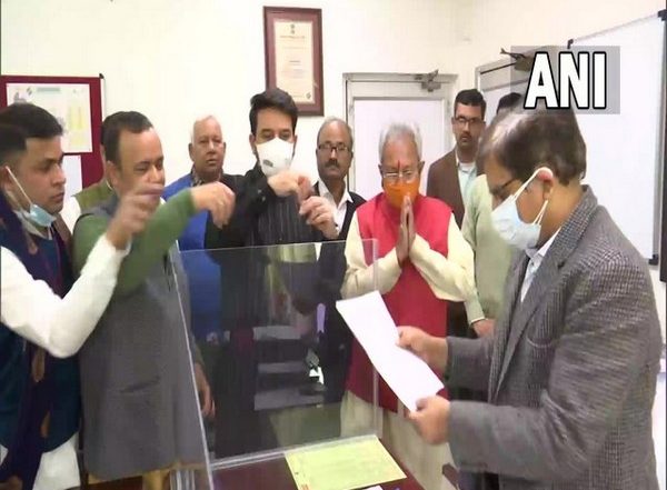 India News | BJP Lodges Complaint with EC over Attack on Party Leader SP Singh Baghel