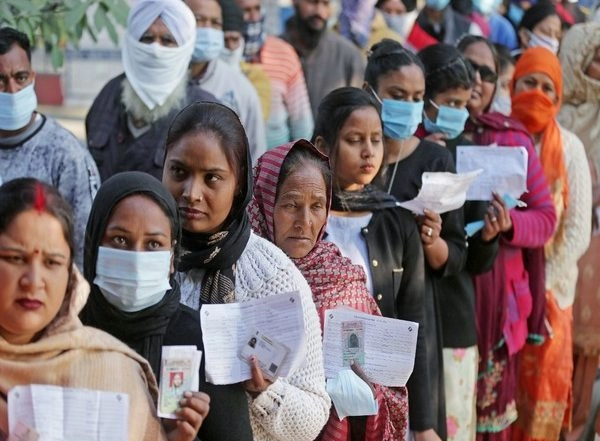 India News | UP Polls: Lakhimpur Kheri in Eye of Storm over Farmers' Deaths Goes to Poll on Wednesday