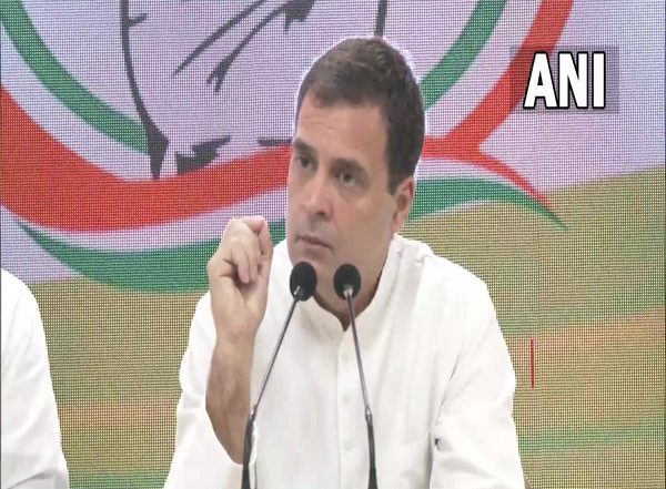 PM Narendra Modi Govt's 'Zero Sum Budget' Has Nothing for Poor, Farmers, MSMEs, Says Rahul Gandhi