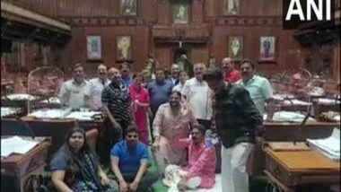 India News | Cong MLAs Continue Overnight Protest in Karnataka Assembly Demanding Eshwarappa's Resignation over Saffron Flag Remark
