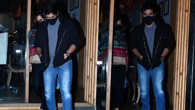 Ram Charan Looks Uber Cool as He Steps Out for a Dinner in Mumbai With His Wife Upasana Kamineni (View Pics)