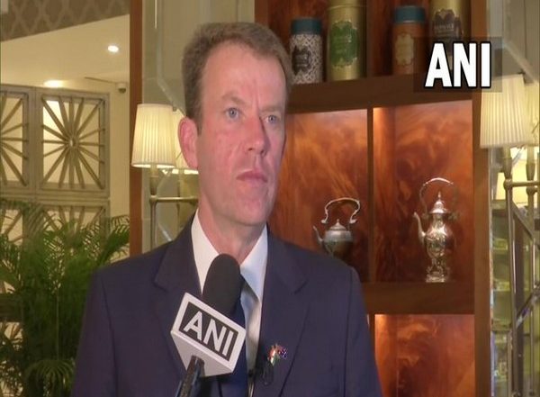 Australian Trade Minister Dan Tehan Announces Scholarships, Fellowships for Indian Students