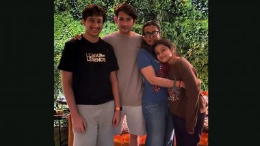 Mahesh Babu Wishes Wife Namrata Shirodkar on 17th Wedding Anniversary With a Sweet Family Picture, Says ‘It’s All About Love’