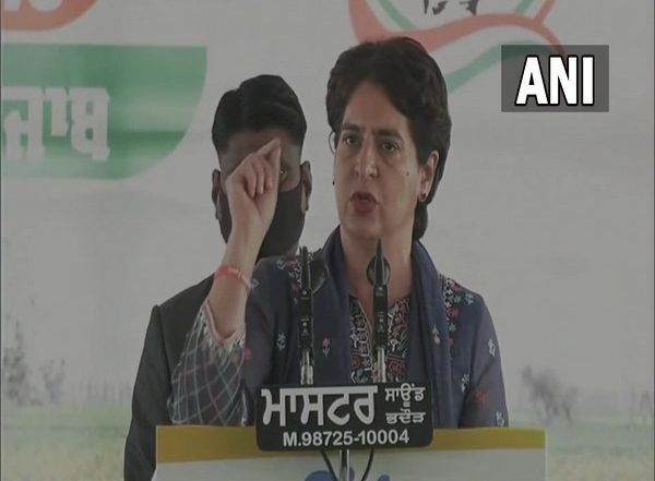 India News | Vote for Corruption Free System in Goa, Priyanka