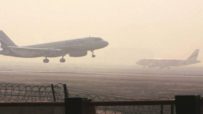 West Bengal Weather: Heavy Fog Disrupts Flight Operations at Kolkata Airport