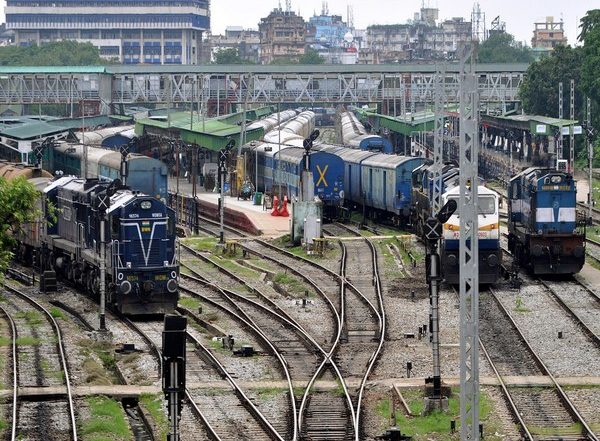 Railway Ministry Taking Steps for Effective, Speedy Implementation of Rail Projects