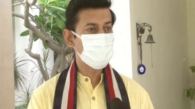 India News | Rajyavardhan Rathore Opts for 'Gandhian Method' of Protest, Sends Postcard to CM Gehlot Demanding CBI Enquiry into REET Paper Leak