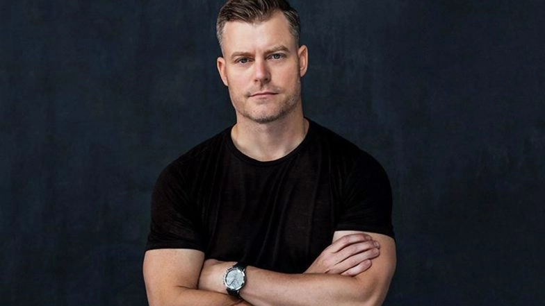 Rawson Marshall Thurber to Helm Dungeons & Dragons TV Series