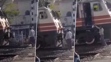 Hungry Train Driver Stops At Railway Crossing To Collect Kachoris in Rajasthan; Watch Viral Video