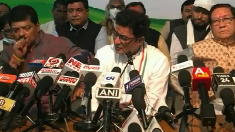 Karnataka Hijab Row: Congress Leader Ajoy Kumar Takes Dig at RSS; Says Khaki Half Pant Worn by Nitin Gadkari Looks Obscene (Watch Video)