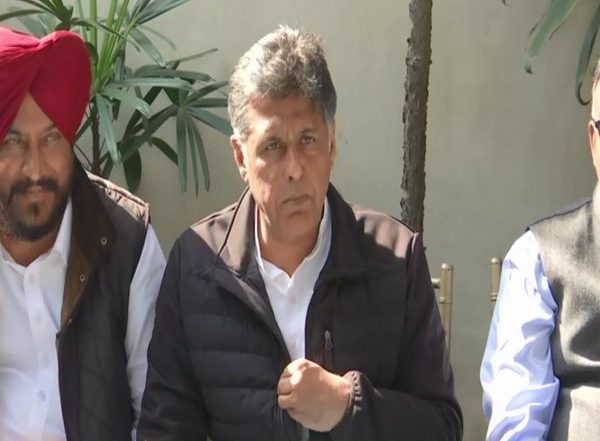 Manish Tewari Asks Arvind Kejriwal to Show Proof for Claims That Security Agencies Supply Drugs in Punjab
