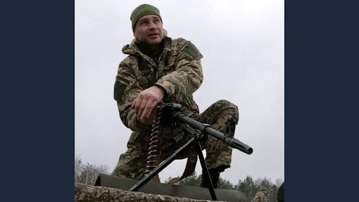 Russia-Ukraine Conflict: Kyiv Mayor and Ex-Boxing Champion Vitali Klitschko’s Images in Battle Fatigue Go Viral