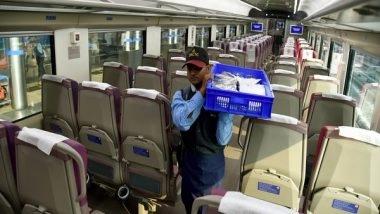 India News | Northern Railway Gears Up to Provide Radio Entertainment in Shatabdi, Vande Bharat Trains