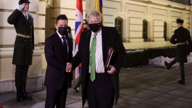 World News | Boris Johnson Meets Ukrainian President in Kyiv Amid Tensions Between Ukraine, Russia