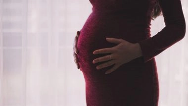 Health News | Residing in Walkable Neighbourhood Decreases Excessive Weight Gain Risk During Pregnancy: Study