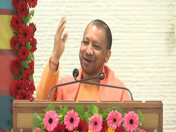 India News | UP Assembly Polls: CM Yogi Adityanath Declares Assets Worth Rs 1.54 Cr in Election Affidavit - Vimarsana News