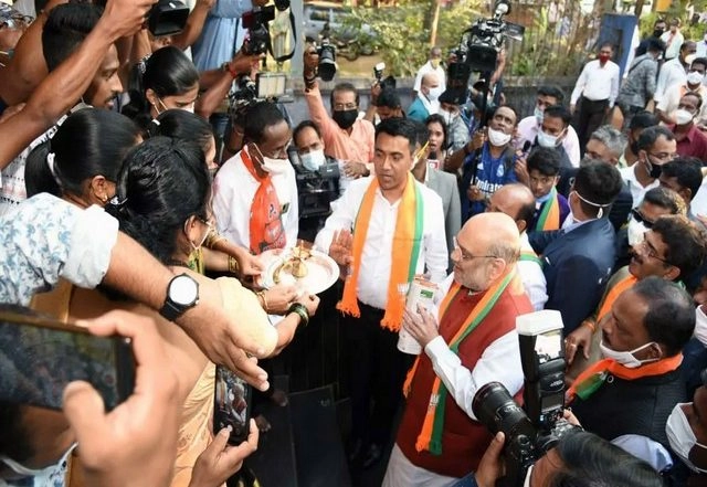 India News | Goa Poll Trends: BJP Closing in on Half-way Mark, CM Pramod Sawant Now in Lead