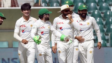 How to Watch Pakistan vs Australia 3rd Test 2022, Day 3 Live Streaming Online on SonyLIV? Get Free Live Telecast of PAK vs AUS Match & Cricket Score Updates on TV