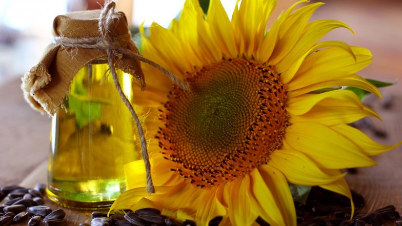 Edible Oil Prices Soar as Russia-Ukraine Conflict Hits Sunflower Oil Import - Vimarsana News