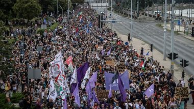 Teachers, Trade Unions and Civilians Protest in Budapest, Demanding Higher Wages