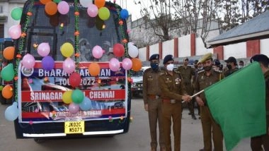 India News | J-K: IGP Kashmir Flags off Bharat Darshan Tour-2022