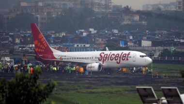 SpiceJet Plane Collides With Electric Pole at Delhi Airport; Probe Launched