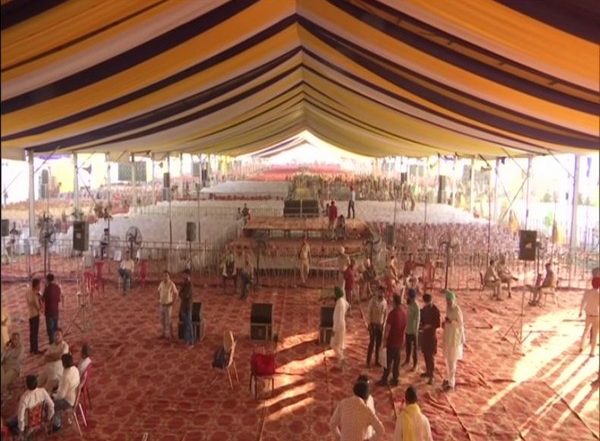 India News | Preparations Underway in Khatkar Kalan for Punjab CM-designate Bhagwant Mann's Swearing-in Ceremony