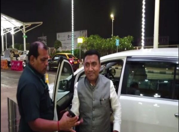 India News | Pramod Sawant, Goa BJP President Leave for Delhi for Legislative Party Meeting