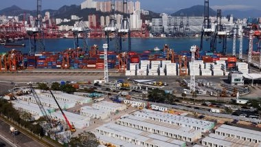 World News | Container Shipping Companies Halting Cargo Bookings to and from Russia