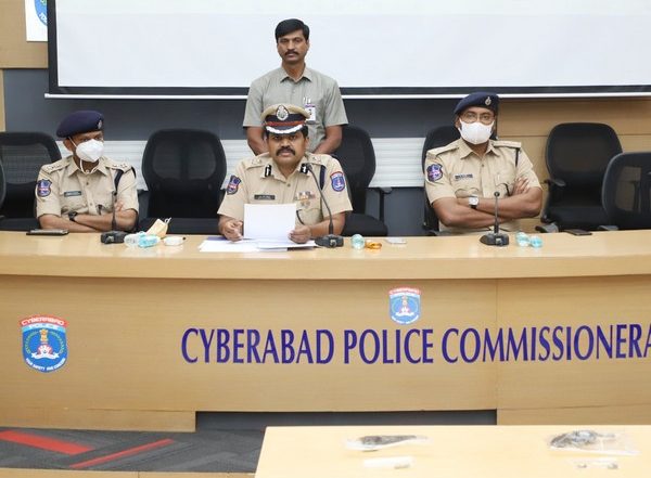 India News | Cyberabad Police Nabs Gang Conspiring to Assassinate Telangana Minister, 8 Held