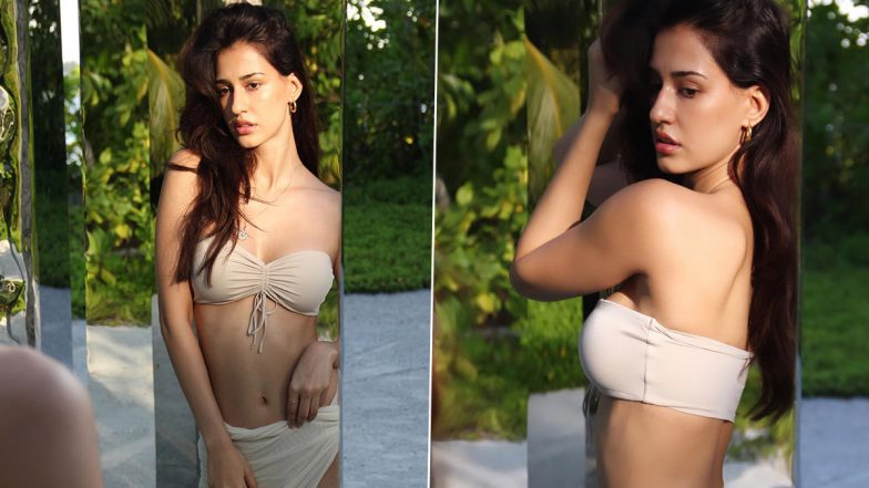 Disha Patani Poses in Front of a Mirror As She Flaunts Her Sexy Curves in Bikini (View Pics)