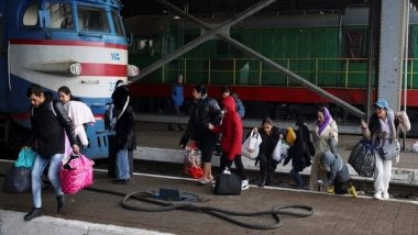 World News | More Than 2,000 Pakistanis Stuck in Ukraine Facing Problems