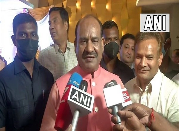India News | Serious Efforts Underway to Evacuate Indian Students from Ukraine: Om Birla