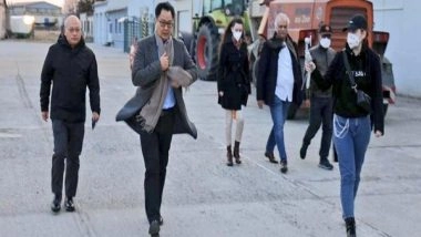 World News | Won't Leave Till Last Indian is Evacuated from Ukraine: Kiren Rijiju in Slovakia