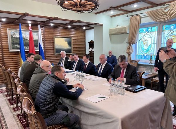 World News | Second Round of Russia-Ukraine Talks Underway in Belarus