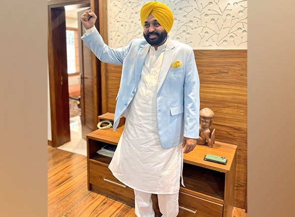 India News | Bhagwant Mann's Debut in Politics Takes Him to Meteoric Rise as Punjab CM