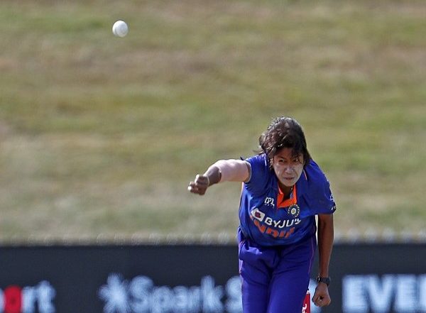 Jhulan Goswami, Indian Pacer, Becomes Second Women Cricketer To Play 200 ODIs; Achieves Feat During ICC Women’s World Cup 2022 Match Against Australia