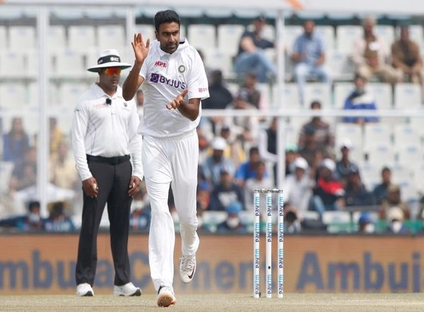 Sports News | Ashwin Surpasses Dale Steyn, Becomes 8th Highest Wicket-taker in Tests