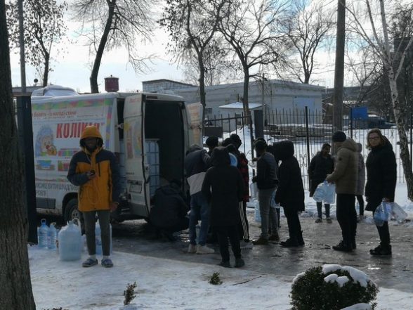 World News | Ukrainian Red Cross in Coordination with Indian World Forum Providing Humanitarian Aid to Students in Sumy - Vimarsana News