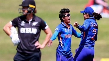 Sports News | Women's CWC: Vastrakar Scalps Four as India Restrict New Zealand to 260/9