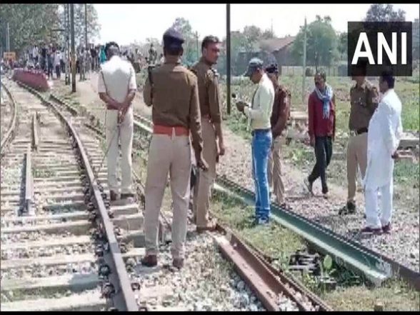 India News | Railway Operations Disrupted After Bomb Found on Tracks in Bihar's Gaya - Vimarsana News