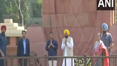 India News | Bhagwant Mann, Arvind Kejriwal Pay Floral Tributes at Jallianwala Bagh in Amritsar