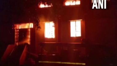 India News | UP: Fire Breaks out at Registry Office in Shahjahanpur, No Damage to Documents Reported