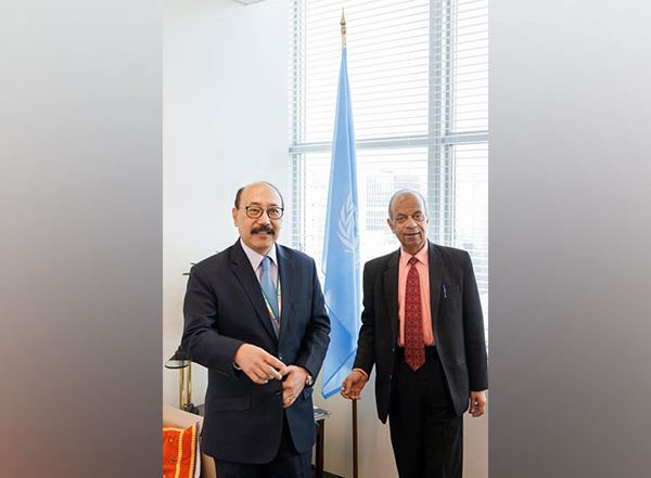 World News | Foreign Secretary Shringla Meets UAE Minister on Sidelines of UNSC Meet, Discusses Bilateral Ties