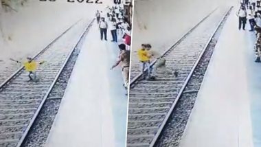 GRP Constable Jumps on Tracks to Rescue 18-Year-Old Boy Who Jumped In Front of Express Train at Vithalwadi Railway Station (Watch Video)