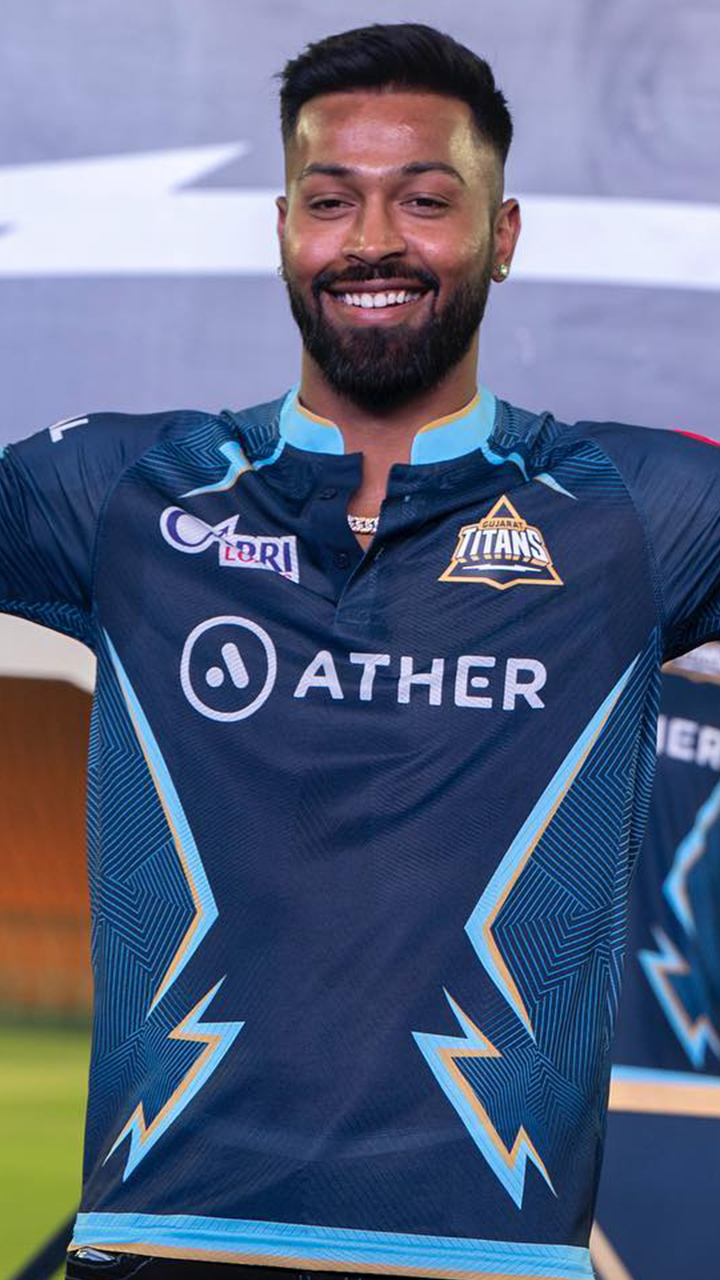 Vtrakit - Gujarat titans have unveiled their new jersey 👕 for IPL 2023  Rate it out of 🔟👇 #IPL2023 #GT #Hardikpandya