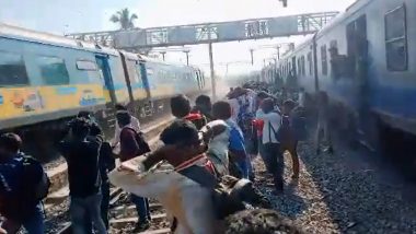 Karnataka: Narrow Escape For Passengers From Being Run Over by Shatabdi Express in Kolar, One Dead (Watch Video)